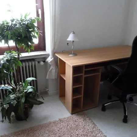 Modern Moebliertes Komfortappartement 아파트 *